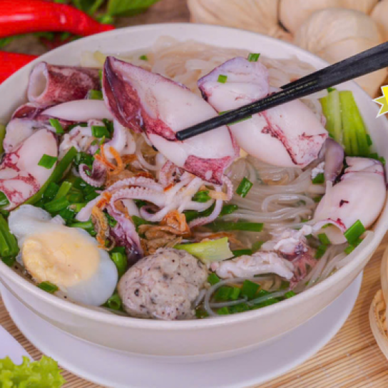 Hủ Tiếu Mực.