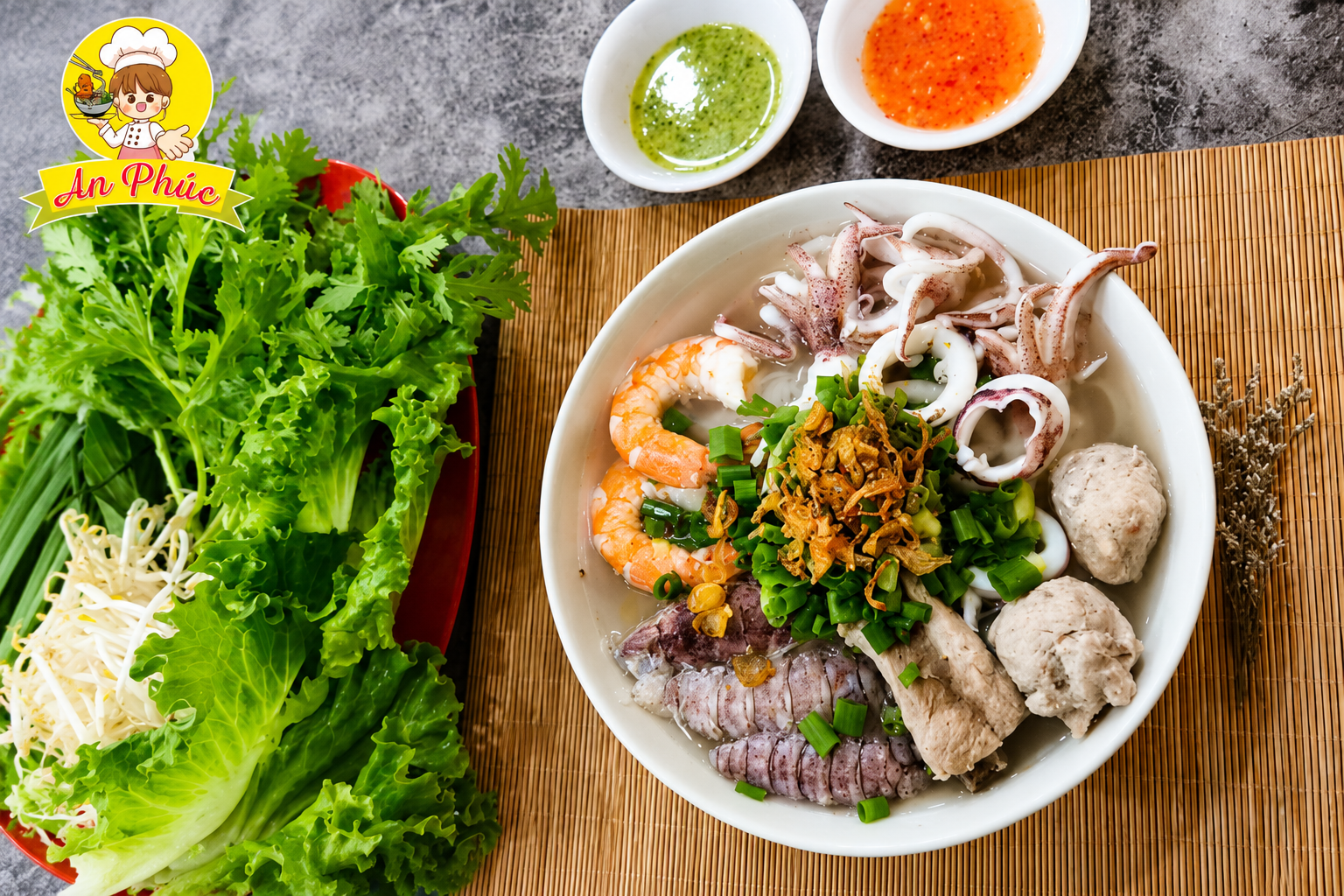 hủ tiếu đặc biệt